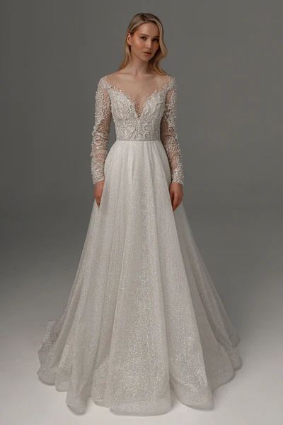 Embracing Elegance and Warmth with Long Sleeve Wedding Dresses